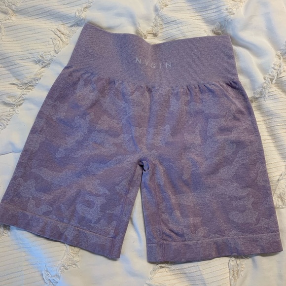 NVGTN SHORTS - Picture 2 of 3
